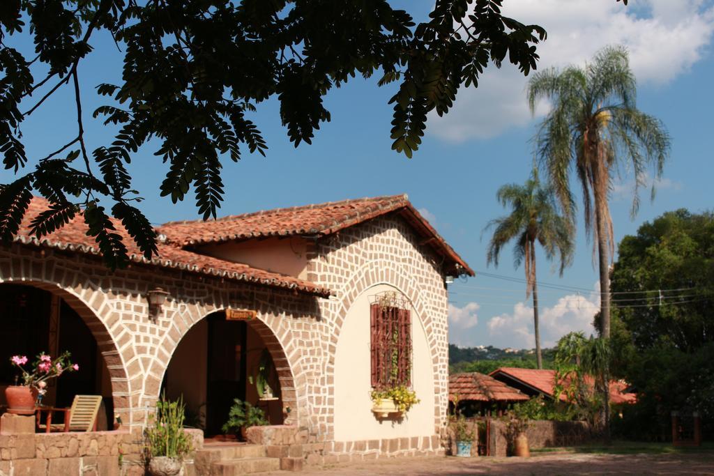 Pousada Fazenda Sant'Ana Виньеду Экстерьер фото