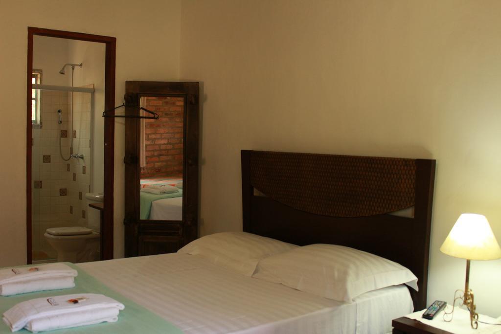 Pousada Fazenda Sant'Ana Виньеду Экстерьер фото